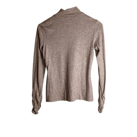 3 for $30! RW& CO light brown knit long sleeve top - Picture 7 of 8